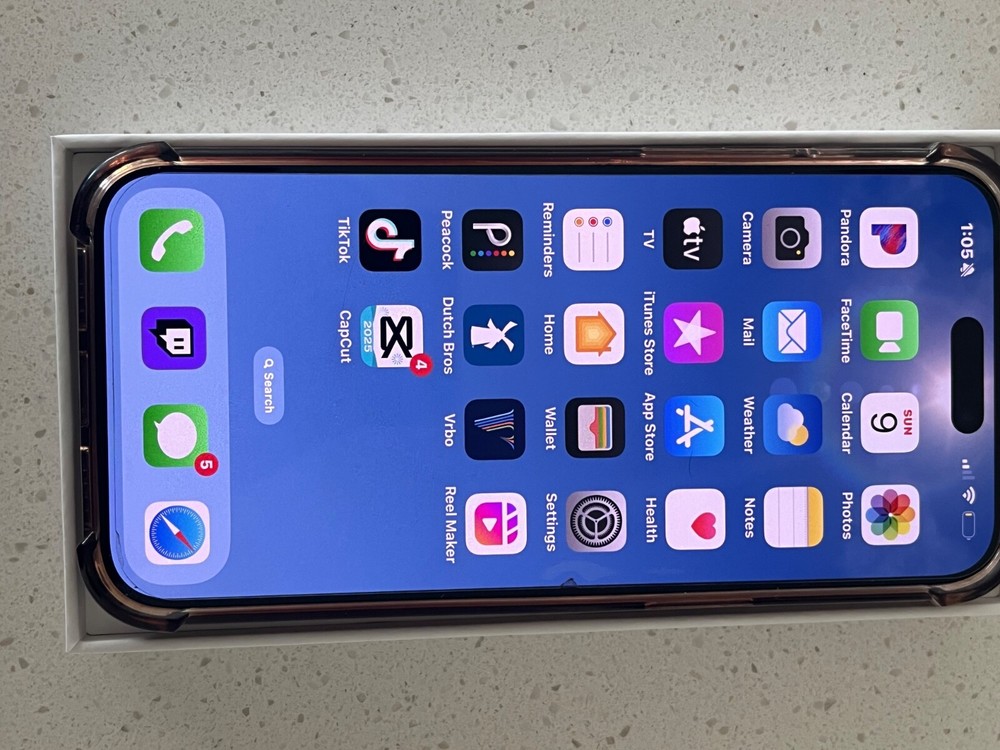 Apple iPhone 15 Pro Max With Tik Tok and Cap Cut