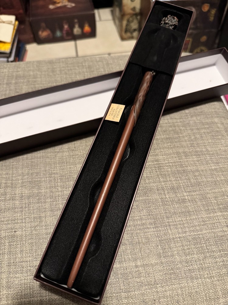 The Wizarding World Of Harry Potter NON Interactive Harry Potter Wand