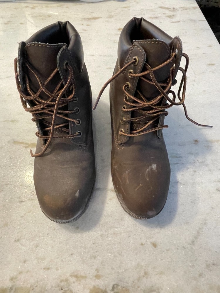 Boots Mens Size 7 Outdoors Camping Or Womens Size 8.5-9 Unisex