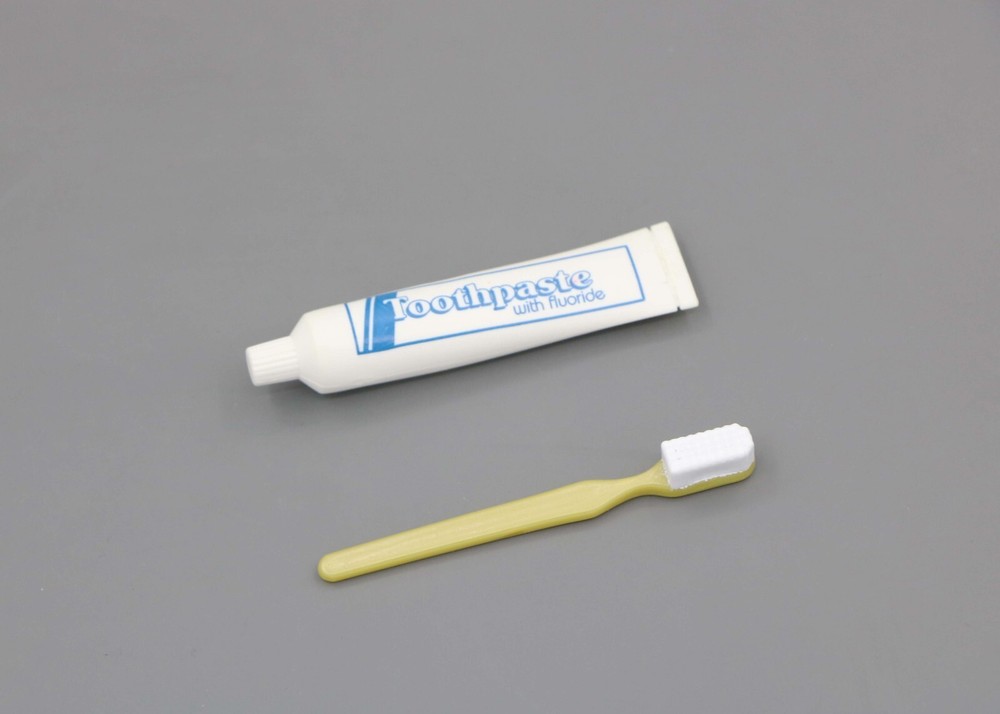 American Girl Julie Bathroom toothbrush & toothpaste tube set for 18