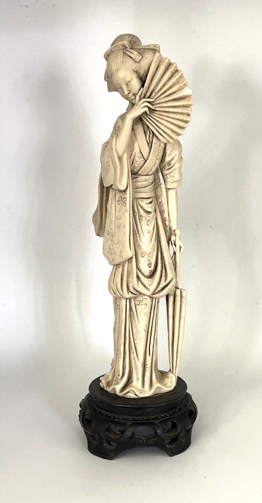 VTG Label MCM Santini Japanese Geisha Woman Lady Fan Resin Figurine Statue Italy