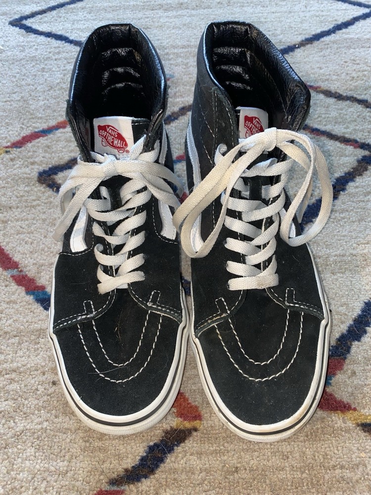 Women's 8.5 Men's 7.0 Black High Top Vans Sneakers