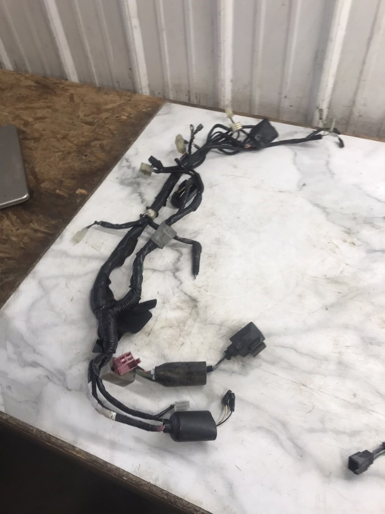 07 Honda VT600 Shadow VLX Deluxe Wire Wiring Harness Loom