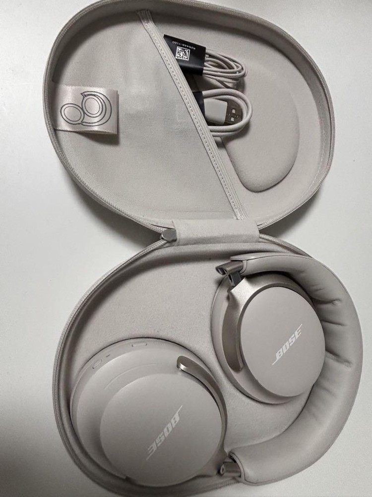BOSE QuietComfort Ultra Noise Canceling Headphone White Japan USED
