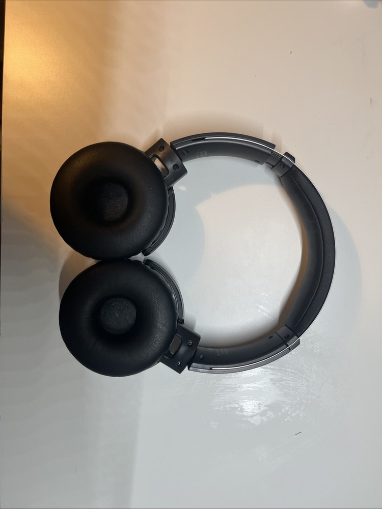 Sony MDR-XB650BT Wireless Extra Bass Bluetooth Headphones Black Tested & Working