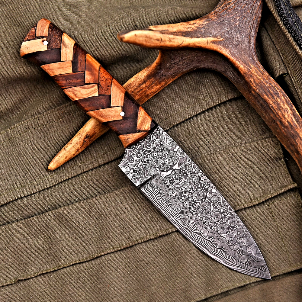 CUSTOM HAND MADE HUNTING KNIFE HAND FORGED DAMASCUS STEEL BLADE  2972