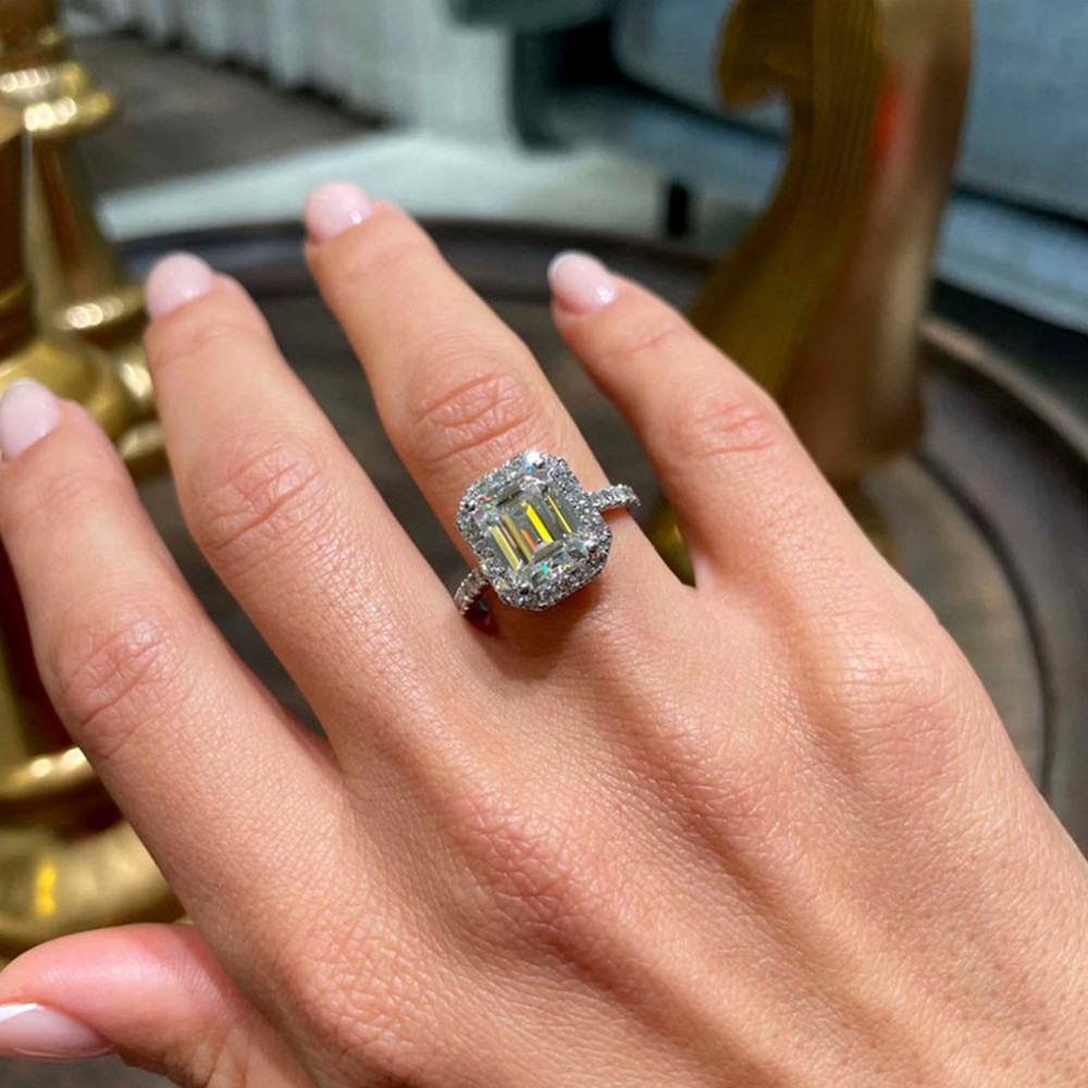 18k White Gold Emerald Cut Diamond Ring Wedding 4.50 Ct E F VVS2 IGI Lab Grown