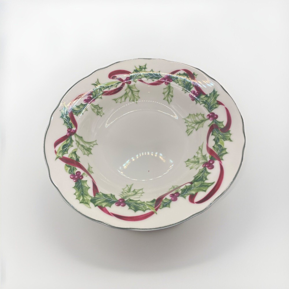 Charter Club China Winter Garland 9” Rimmed Soup Pasta Bowl Holly Ribbon