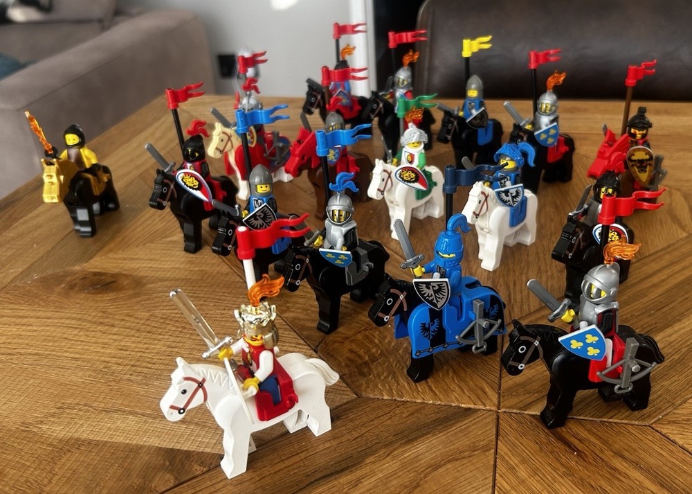 Lego Castle Medieval Cavalry Battle Knights Of Seven Kingdoms Agains Skeletons
