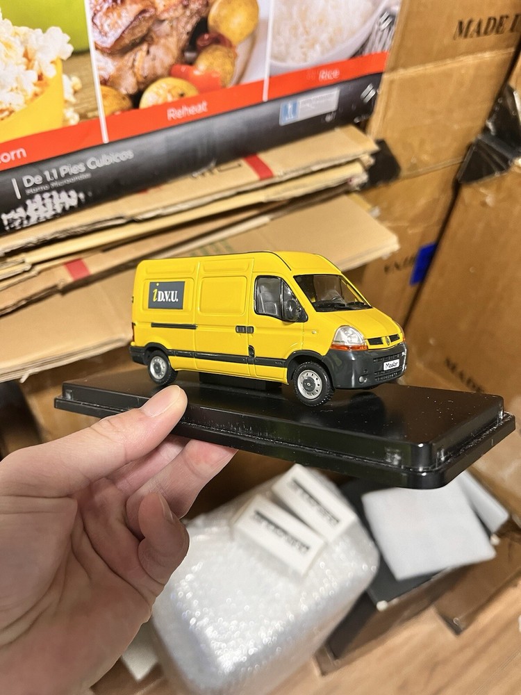 1:43 Scale Eligor Renault Master Diecast Model Car