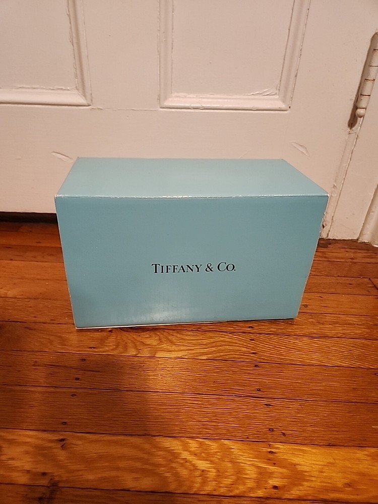 Tiffany & Co. Large Empty Gift Box or Storage Box Tiffany 14