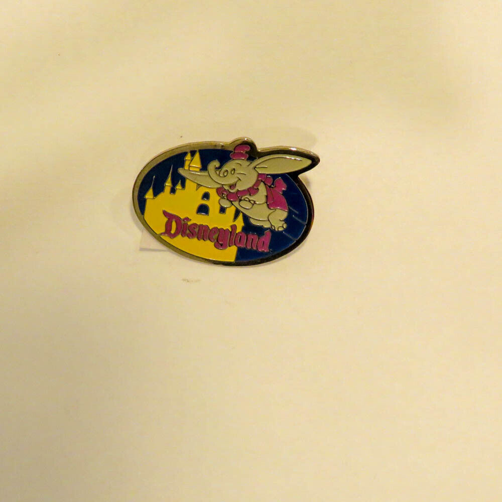 Disney DL  Dumbo  Longs Drugstore Promotional Pin