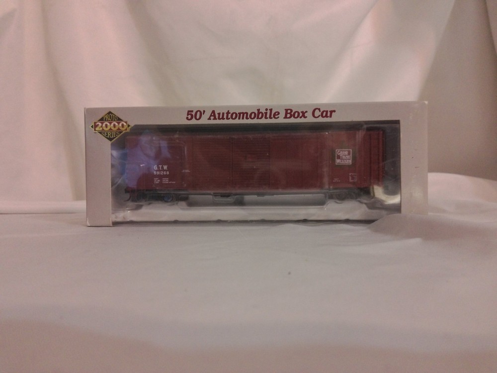 Walthers Proto 30329 - HO Scale 50' Automobile Boxcar, GTX #591268