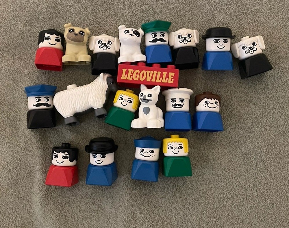 Lego Duplicates Vintage Figures (18) Cat Dog Policeman Square Bottom Block Clean