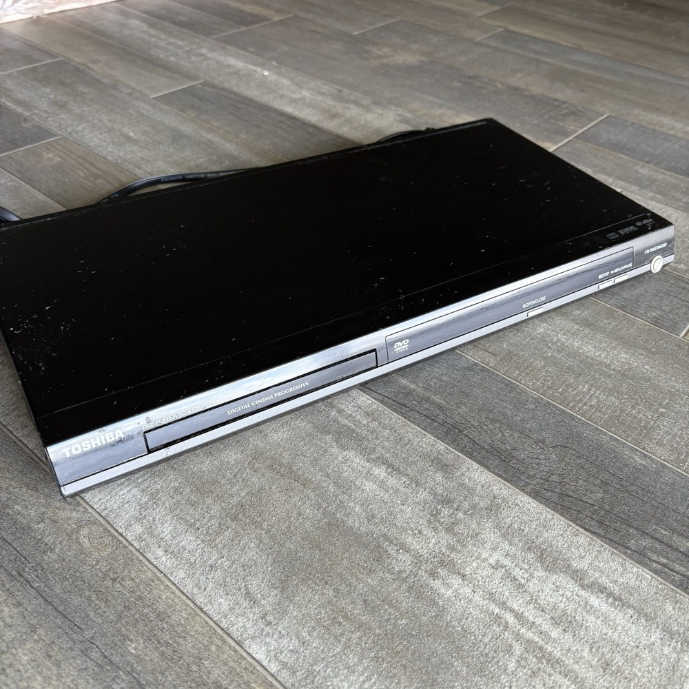 Toshiba SD-4100 DVD Player with DVD Set Combo Still Works