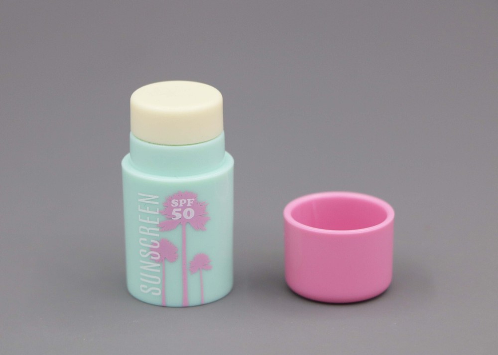 American Girl 18'' doll Joss sunscreen bottle accessory