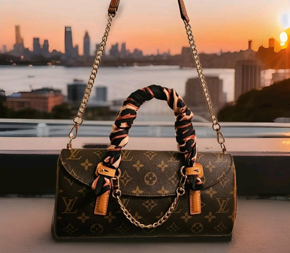 LV Sonatine 2in1 Monogram Handbag & Crossbody - Flash Sale - Excellent Condition-image