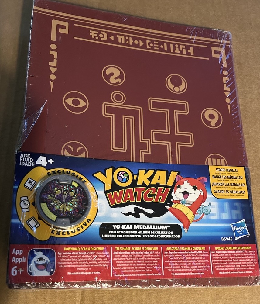 Hasbro Yo-Kai Watch Medallium Book Album with Exclusive Sealed Medal
