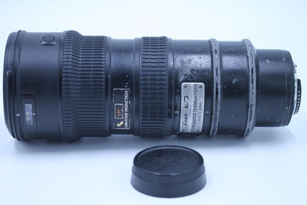 Nikon Zoom-NIKKOR 70-200mm f/2.8G ED-IF AF-S VR Fast Telephoto Zoom Lens