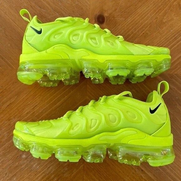 Nike Air Max Vapormax Plus Green Men's Size 8-12 Air cushion shoes