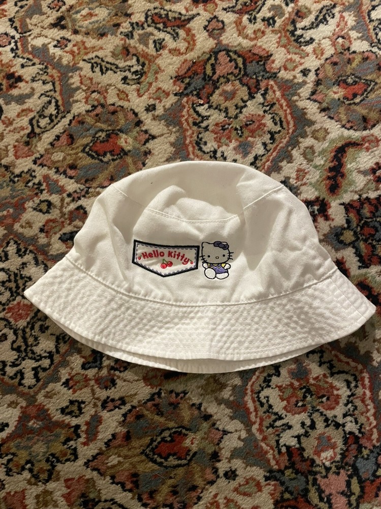 Vintage Hello Kitty Y2K Sanrio 90s Bucket Hat