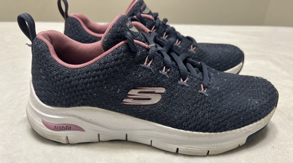 Skechers Women’s Shoes Size 6.5 Blue Purple Running Athletic Arch Fit Lace Up