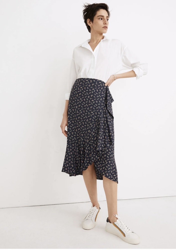 Madewell Ruffle-Wrap Midi Skirt in Spring Fling Floral Navy Blue Ruffle size 2