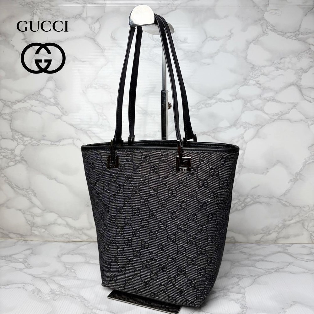 Vintage Gucci GG Canvas Tote Bag in Excellent Pre-Owned Condition