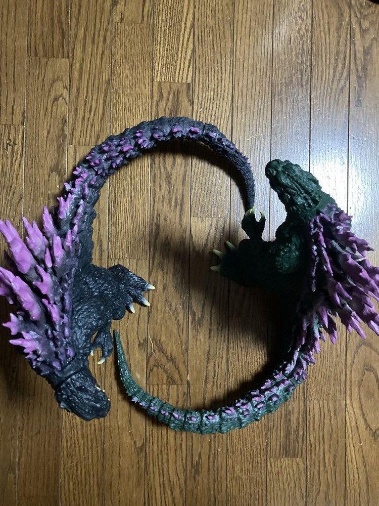 Banpresto Godzilla 2000 Millennium Model Soft Vinyl Figure 2 Types