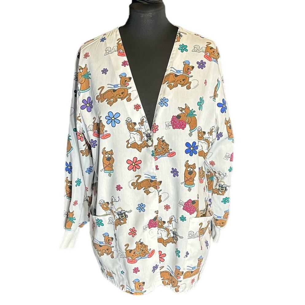 Abrigo de laboratorio de longitud corta con botones delanteros de Cartoon Network Scooby-Doo talla XL