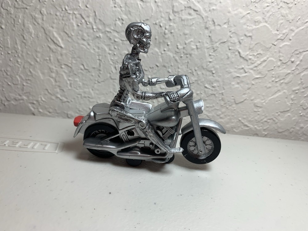 Terminator Motorcycle Pull Back Action Universal Studios Exclusive