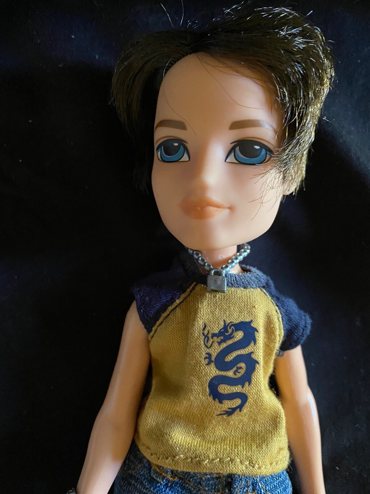Bratz Boyz Doll - Koby Dark Hair Blue Eyes 10