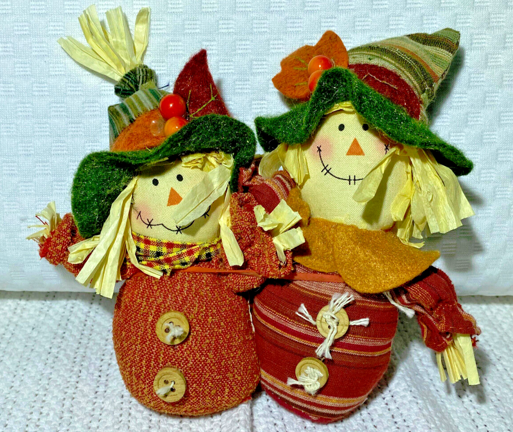 Mini plush scarecrows buddies, Halloween decor, Fall decor.