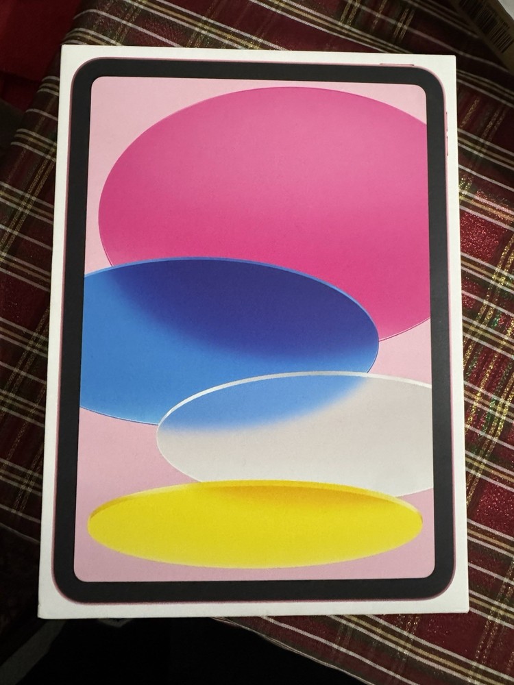 Apple iPad 11-inch A16 11th Gen 128GB, WiFi, Pink *comes with accessories*