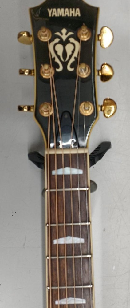 Yamaha Cj-12 Acoustic Guitar