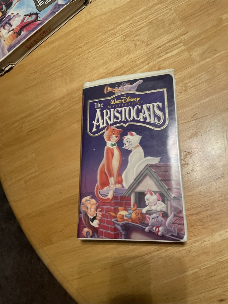 The Aristocats,  VHS 1996 Walt Disney Masterpiece Collection Clamshell