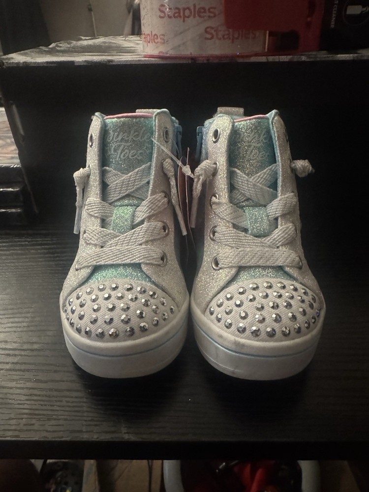 Skechers Twinkle Toes Girls Sneakers Size 5 Light Up Shoes