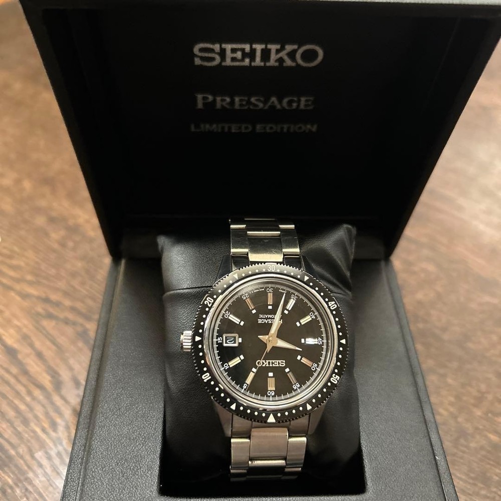 Seiko Presage Men's Black Watch - SARX073