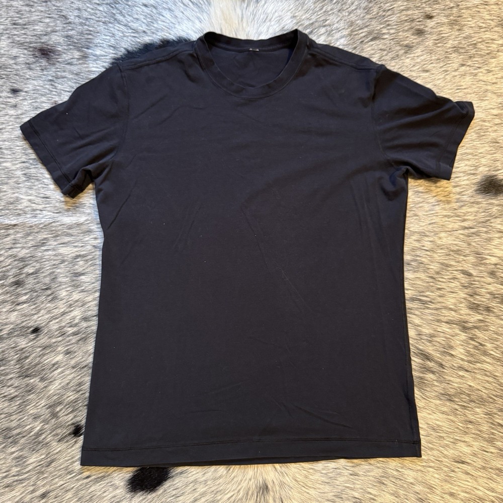 Men’s Lululemon Black Short Sleeve Tee • Fits XL