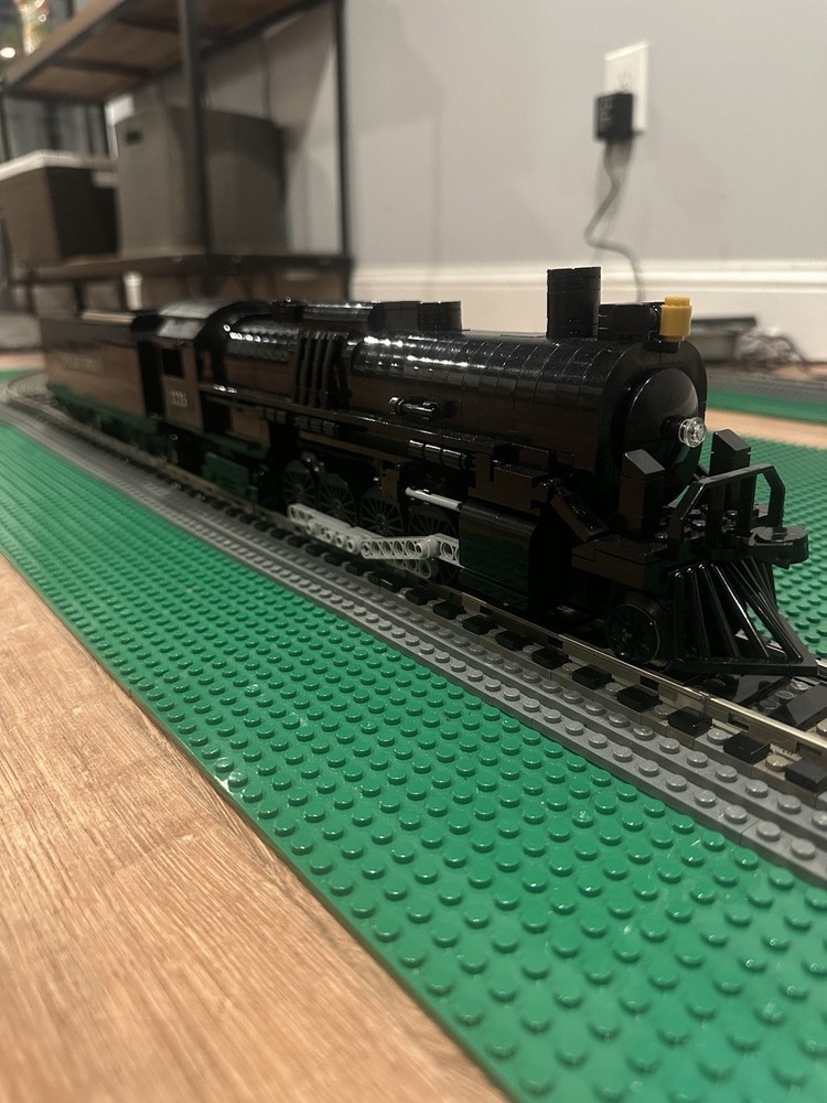 LEGO POLAR EXPRESS 9V TRAIN MOC Steam Locomotive