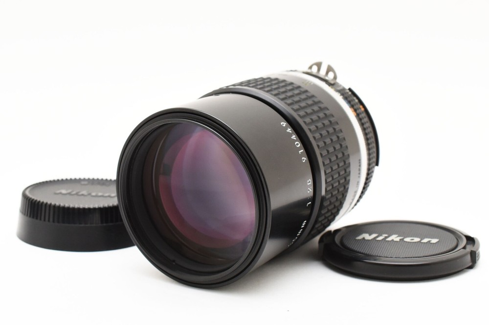 Nikon Ai-s Nikkor 135mm f/2.8 Telephoto MF Prime Lens JAPAN [Near Mint] #2387215