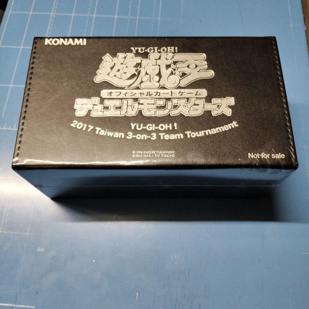 YuGiOh 2017 Taiwan 3v3 Team Tournament Black Duelist Card Storage Box