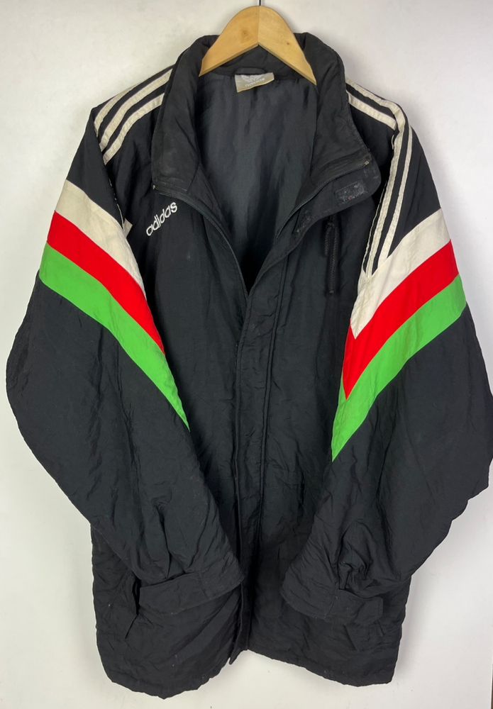 ADIDAS RAINCOAT Size 2XL 46