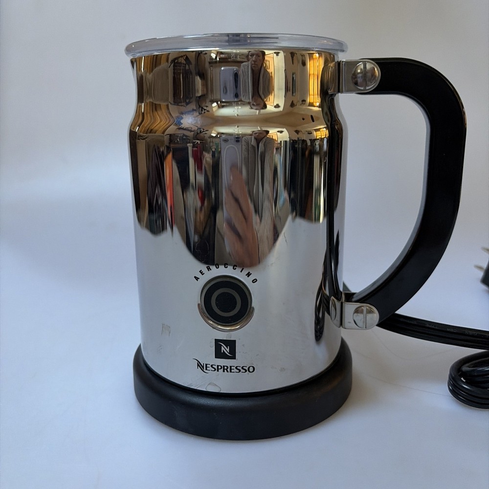 NESPRESSO AEROCCINO PLUS 3192 ELECTRIC HOT COLD MILK FROTHER COMPLETE NICE