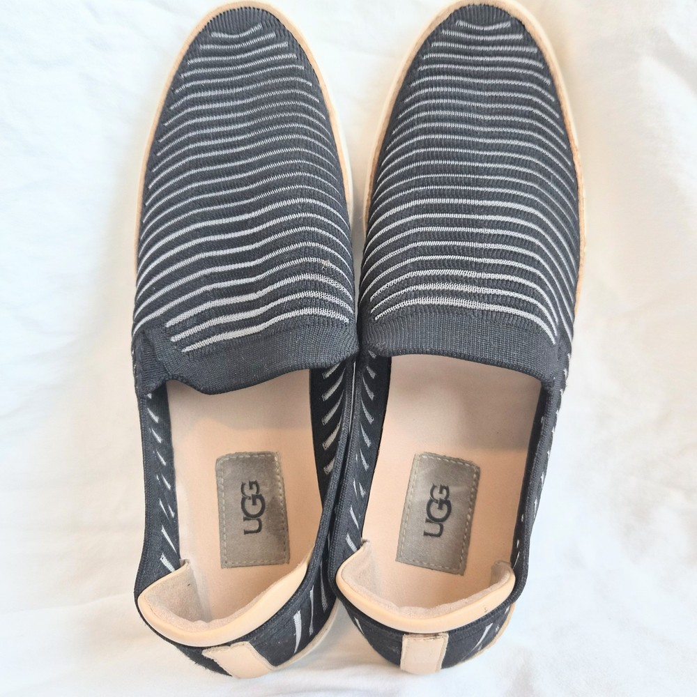 UGG Women's Sammy Breeze Black White Striped Slip-On Flats Comfort Shoes Size 9