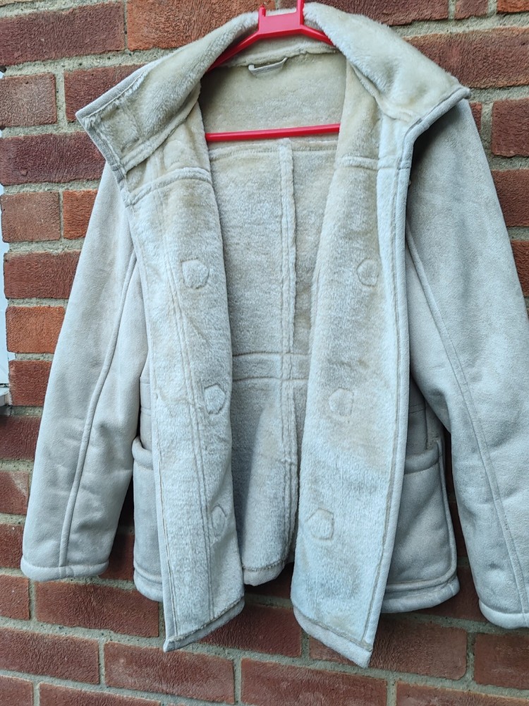 Ladies New Beige Faux Fur Coat with Full Lining UK14 EU42 Warm Winter Wear