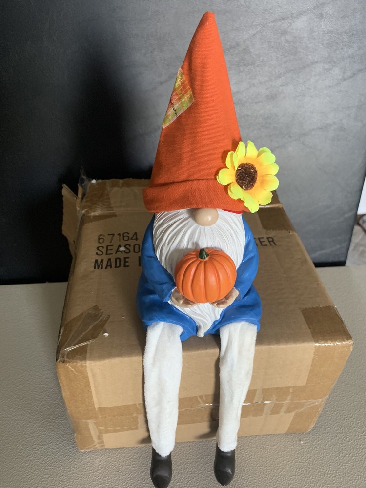 Seasonal Gnome Sitter 4 Seasons. New-Opened Box-image