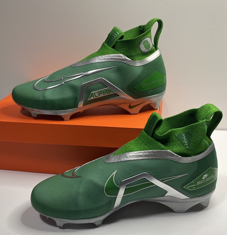 Nike Oregon Ducks Alpha Menace Elite 3 Team Issued Football Cleats Size 12.5 WD