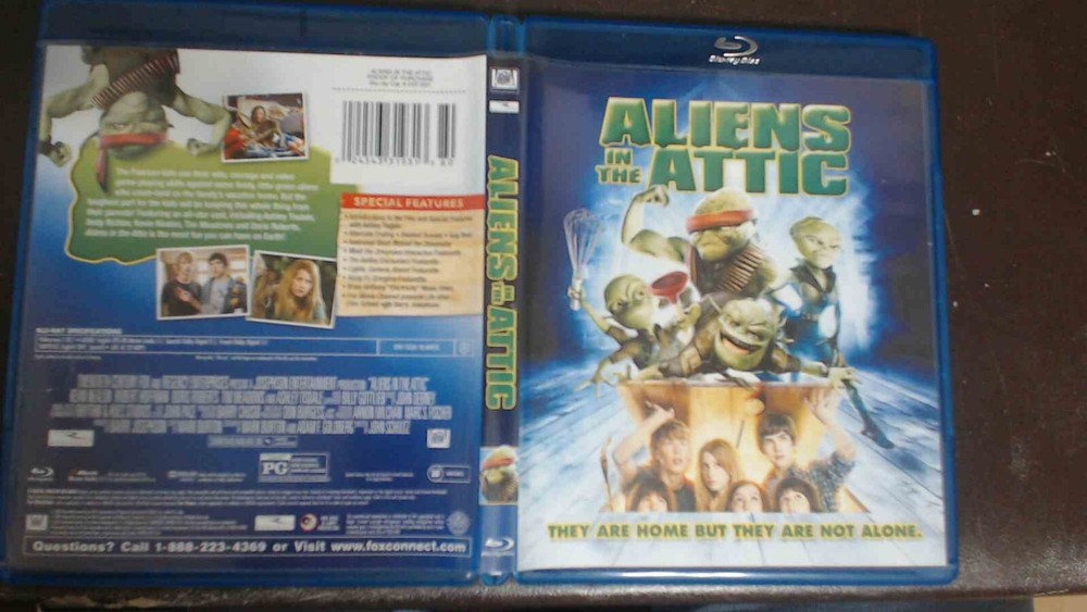 Aliens in the Attic (Blu-ray, 2009)