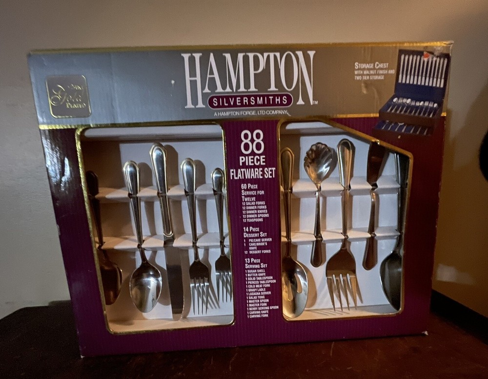 Hampton Silversmith • PORTRAIT 24kt Gold Accent Flatware 88 Pc Stainless & Box